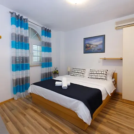 Apartment Matea *