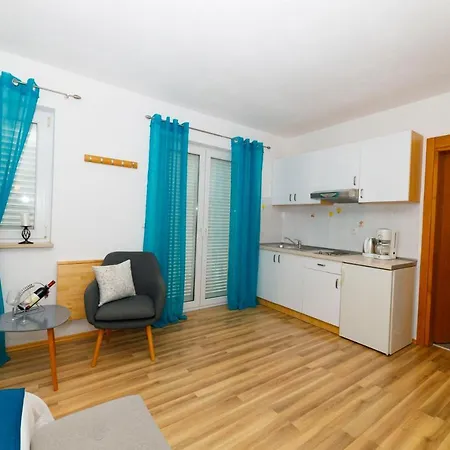 Apartment Matea Makarska